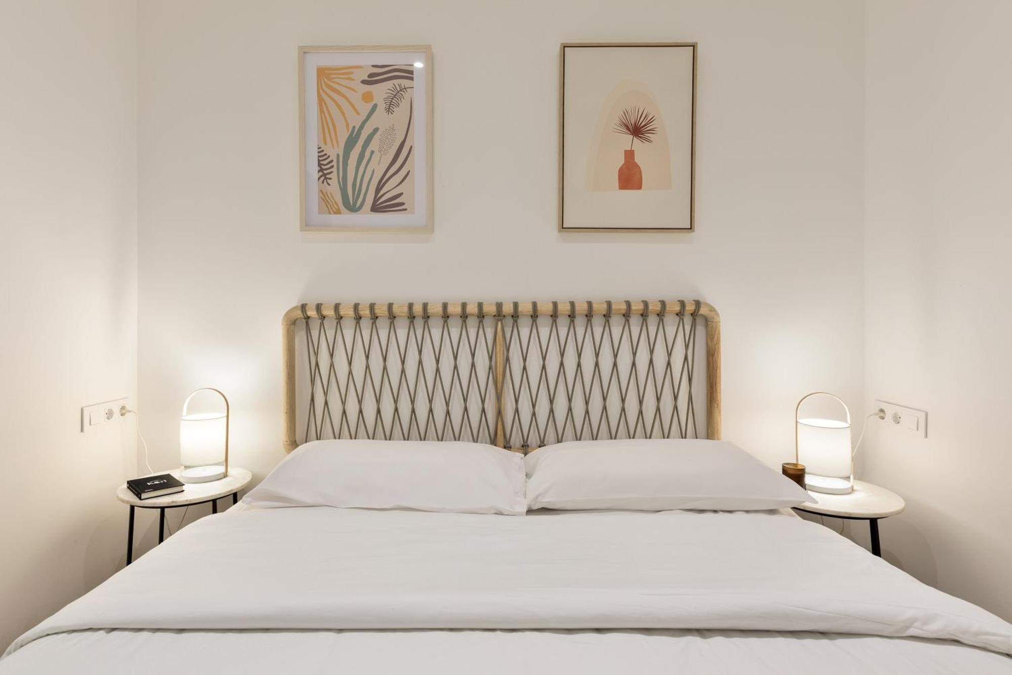 Urban Chill Apartments By Olala Homes โอสปิตาเล็ต เดอ โยเบรกัต ภายนอก รูปภาพ