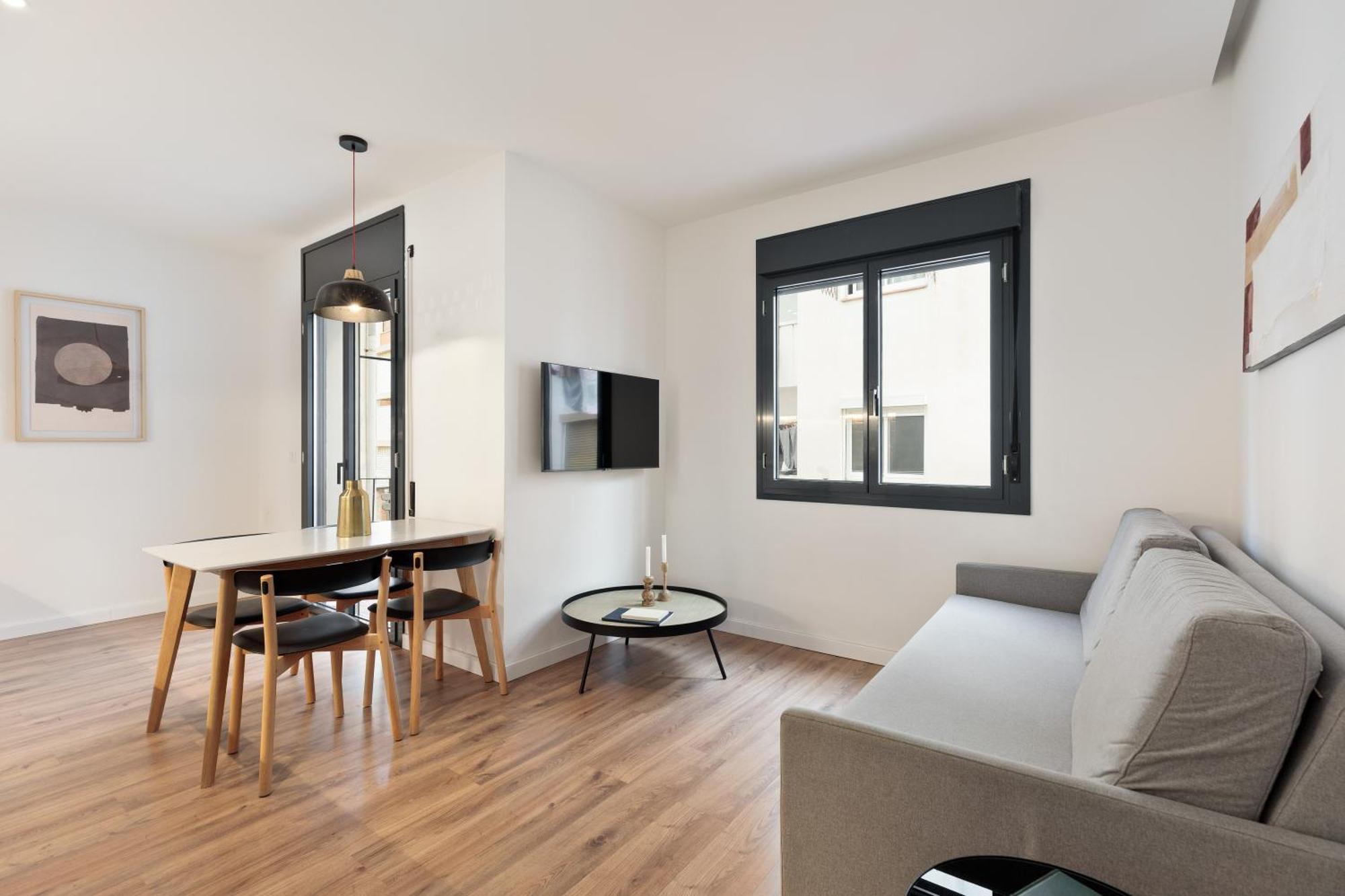 Urban Chill Apartments By Olala Homes โอสปิตาเล็ต เดอ โยเบรกัต ภายนอก รูปภาพ