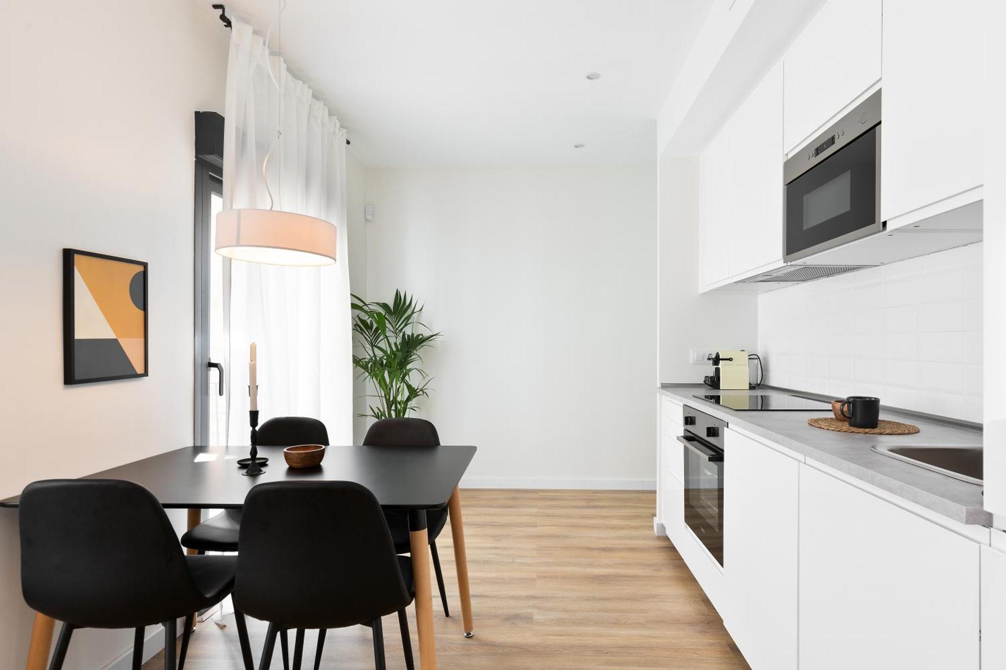 Urban Chill Apartments By Olala Homes โอสปิตาเล็ต เดอ โยเบรกัต ภายนอก รูปภาพ